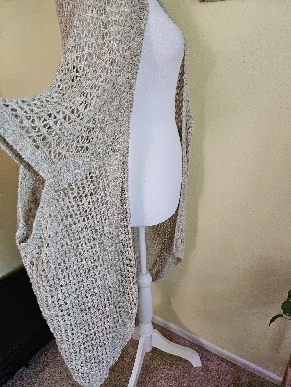 Eileen Fisher Light Beige relaxed Open-Knit Women's Shawl Sweater Sz XL - Picture 2 of 10